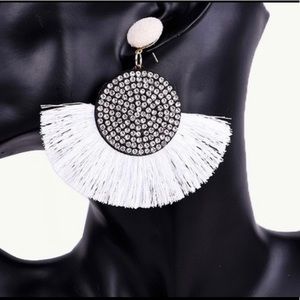 🎉Cute Drop Earrings🎉